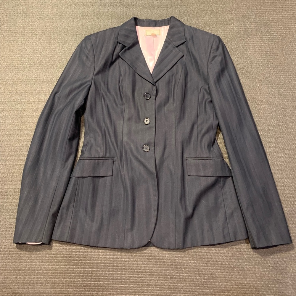 The‎ Wellington Collection Navy Double Vented 3 Button English Show Coat 4R